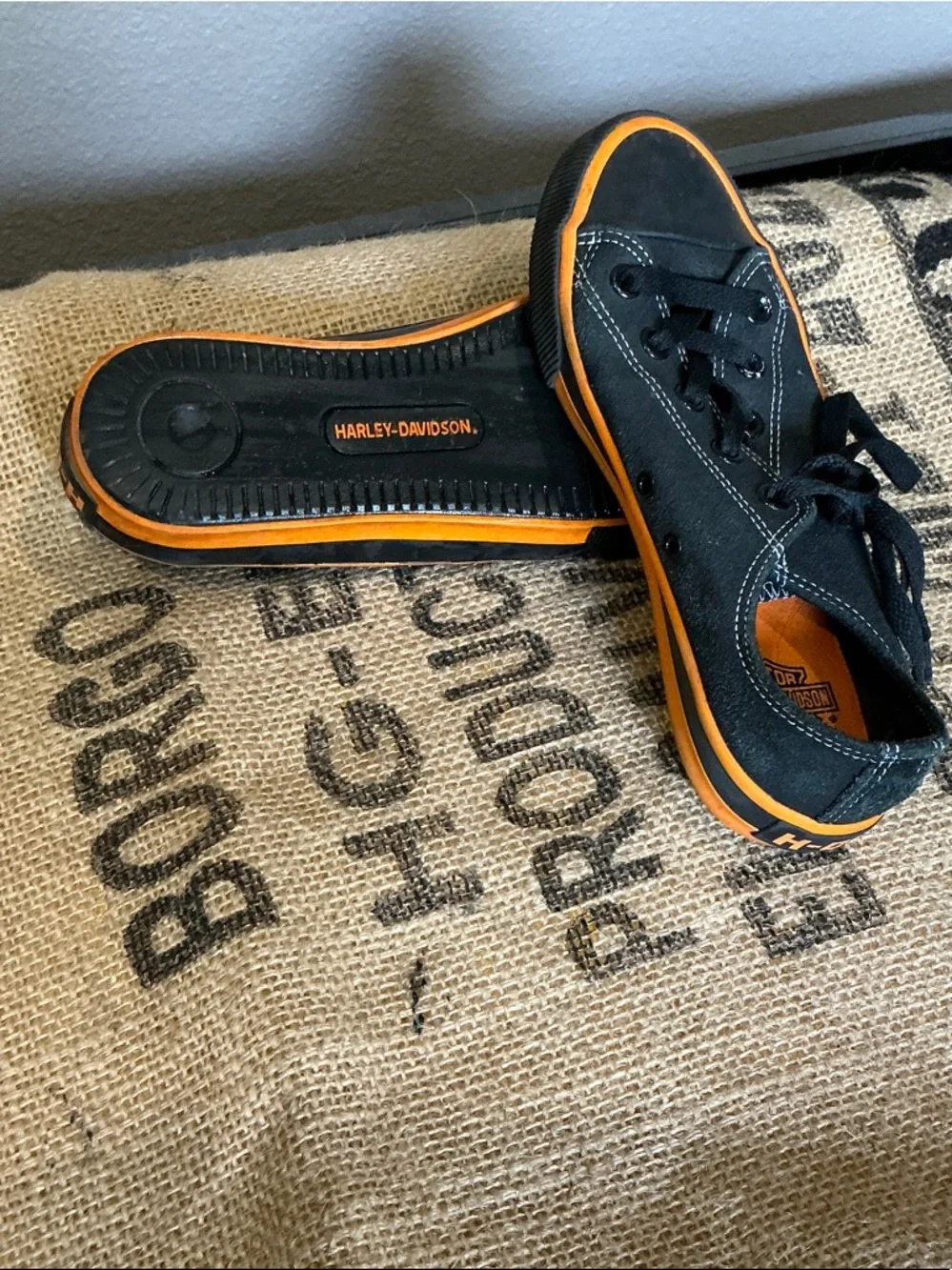Harley-Davidson Black Sneakers with Orange Trim Size 8 - Picture 3 of 3